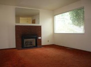 105 Acacia Dr, Blue Lake, CA 95525