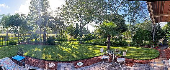 Back yard, water & golf view
