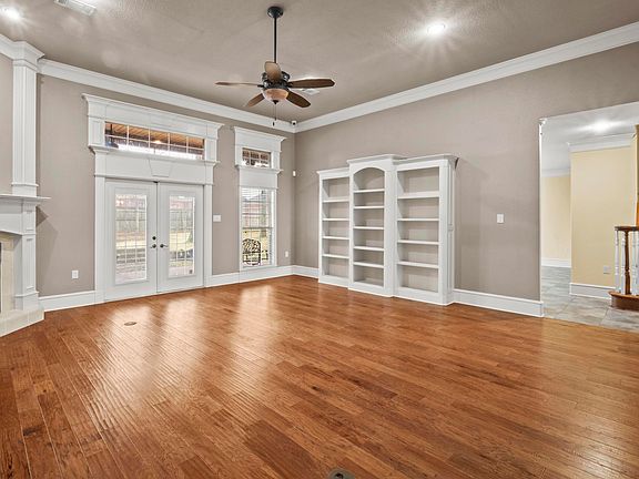 5th image of 3241 Clearwater Ct