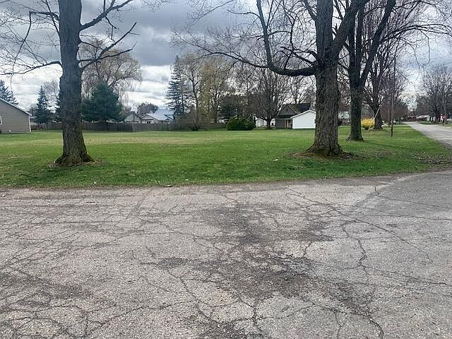 1st image of 720 Park St