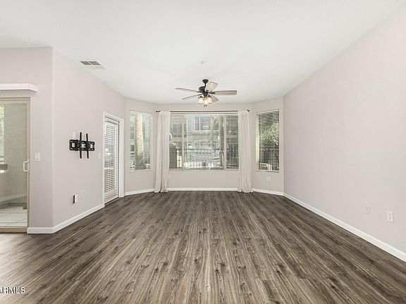 2nd image of 420 W 1ST Street #110