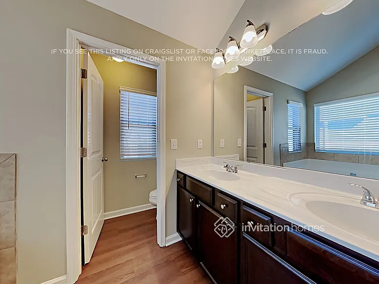 1916 Stanton Way — Photo 12