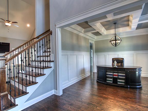 4th image of 3332 Clovercroft Dr