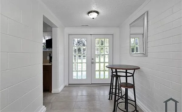 1096 Strickland Bridge Rd — Photo 14