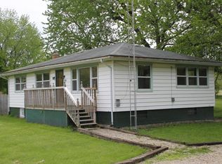 1670 2nd St, Galien, MI 49113