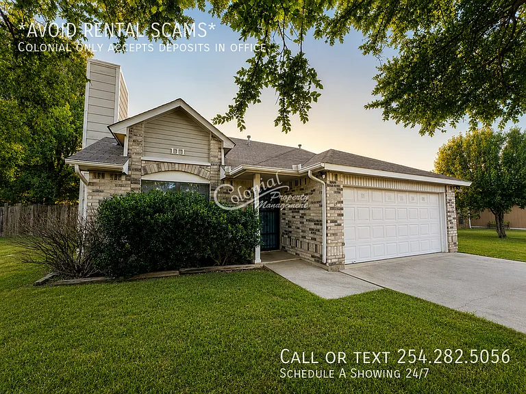 111 Nelson Dr — Photo 1