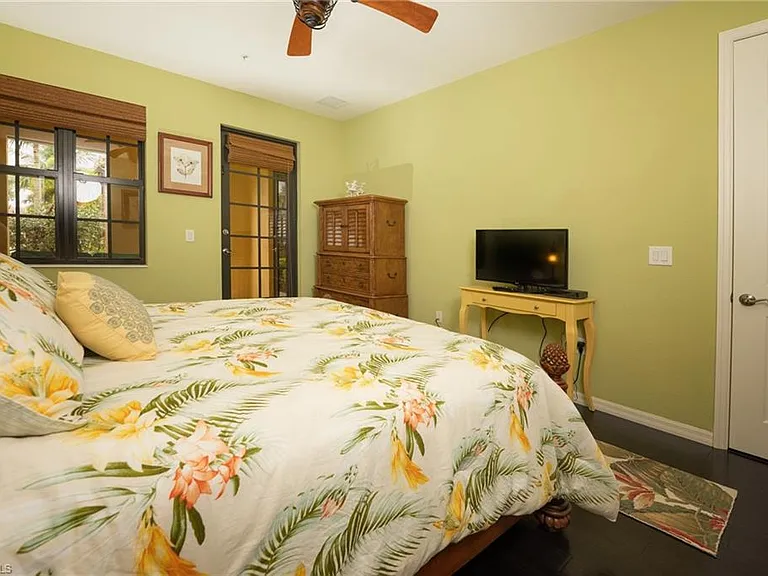 8986 Cambria Cir #22 — Photo 15