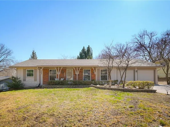 5831 W 87th Ter, Overland Park, KS 66207