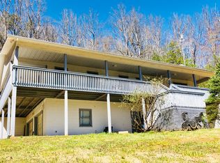 33 Cane Creek Rd, Sylva, NC 28779