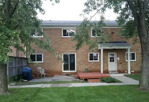 801 W Long Lake Rd #G2 Photo 1 801 W Long Lake Rd #G2 Photo 1