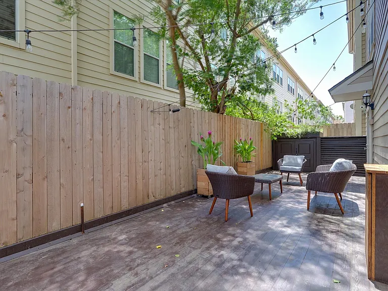 1706 Tuam St #C — Photo 28