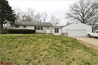 1st image of 210 Streiff Ct