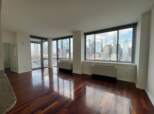 510 W 52nd St #PENTHOUSE 2E, New York, NY 10019