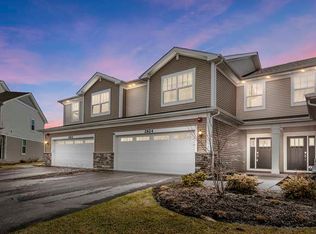 2824 Kessler Dr, Mundelein, IL 60060