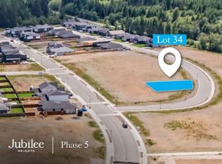 748 Salmonberry St, Campbell River, BC V9H0G1