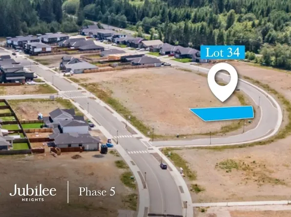 748 Salmonberry St, Campbell River, BC V9H 0G1