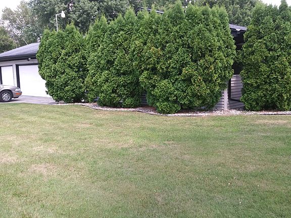 5th image of 3591 Riverview Dr