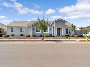 2937 22nd Ave, Kingsburg, CA 93631
