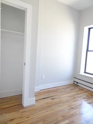 Rented by Miron Realty Group | media 100