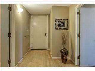 2nd image of 40 W 3rd Ave APT 1003
