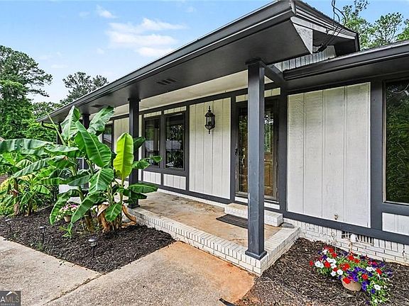 2nd image of 4268 Smithsonia Ct