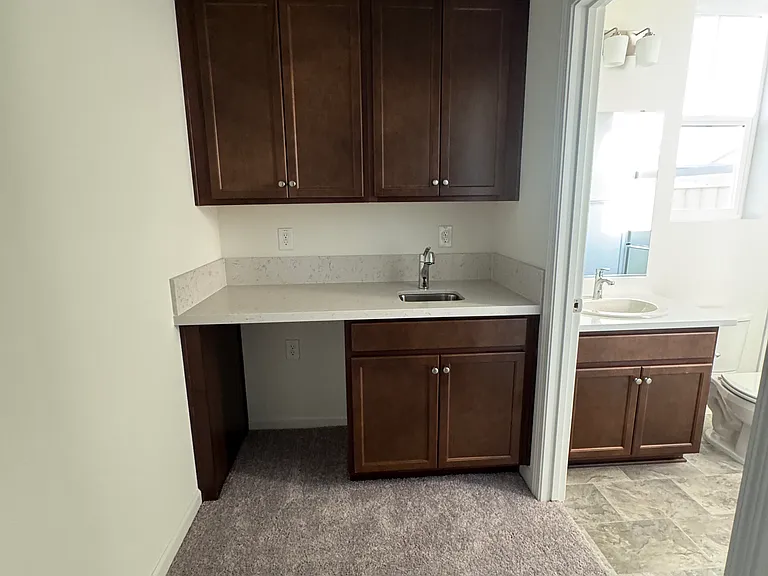 434 Miramar Dr — Photo 9