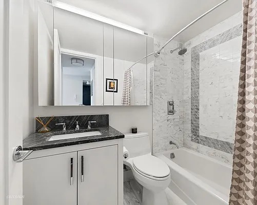 Sold by Corcoran | media 21