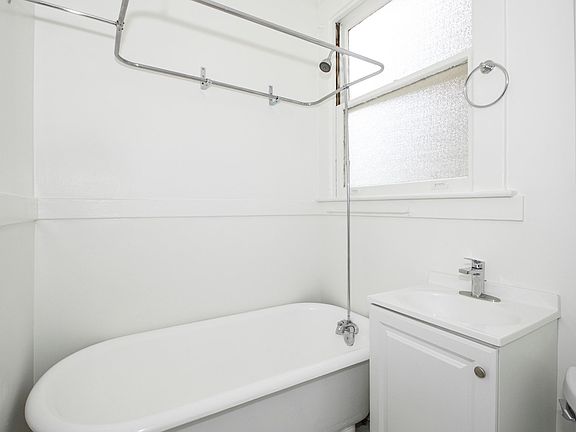 3rd image of 1225 Taylor St #500