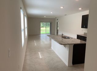 250 Caryota Ct, New Smyrna Beach, FL 32168