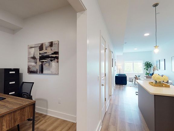3rd image of 372 Communipaw Ave #206