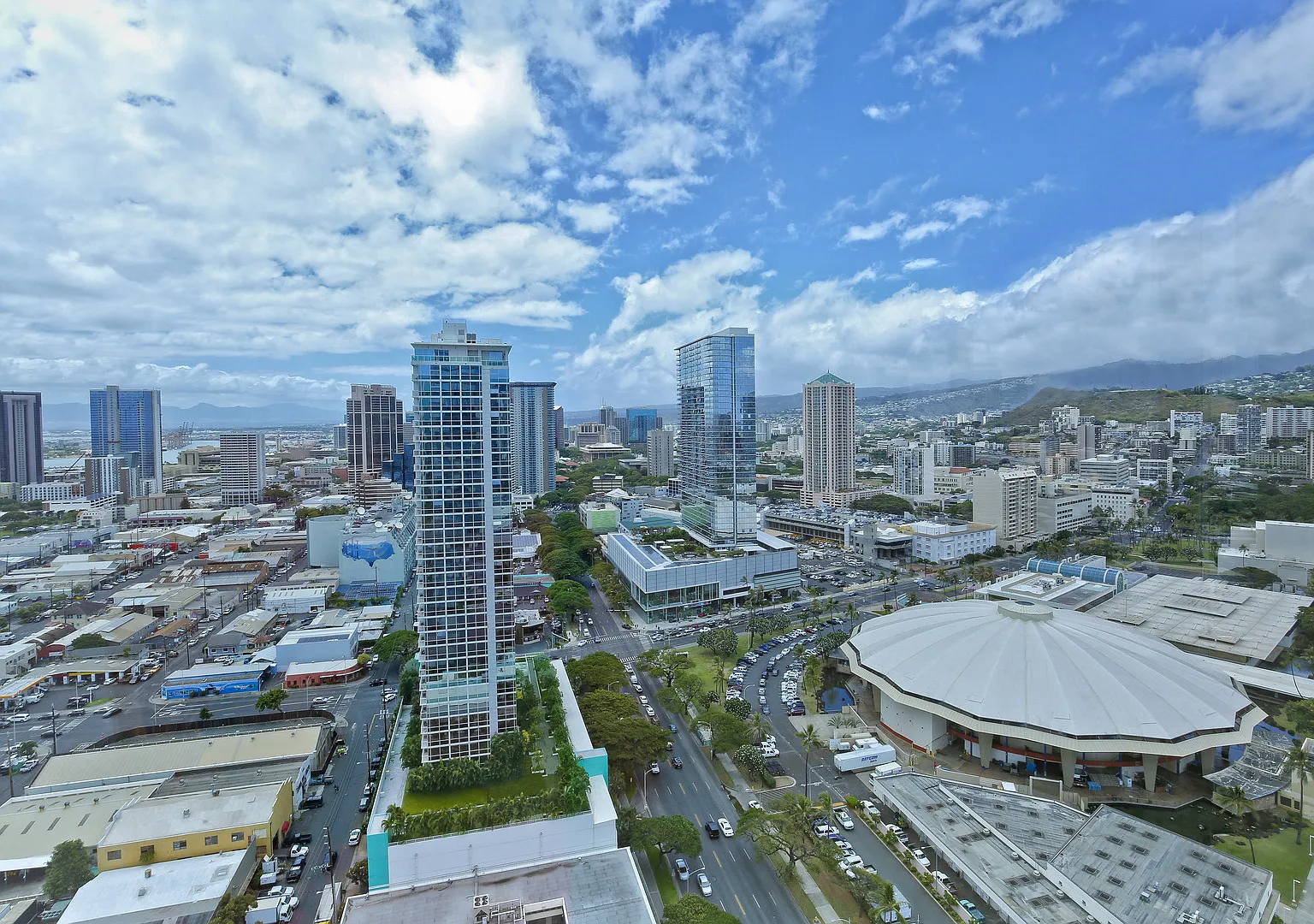 1009 Kapiolani Blvd — Photo 4