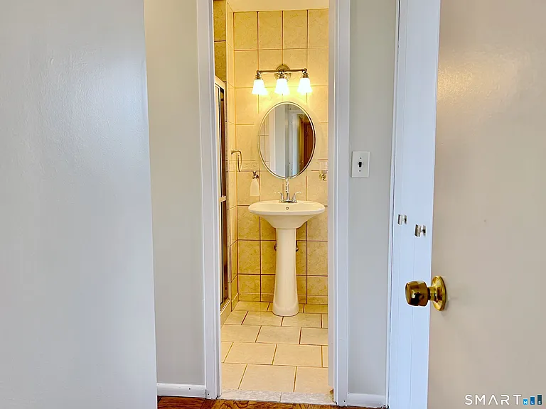 44 Strawberry Hill Ave #7B — Photo 22