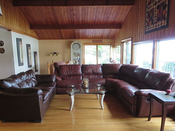 Large bright great room