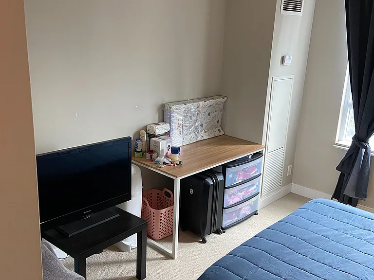 70 Absolute Ave E #703 — Photo 22