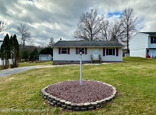11 Hillcrest Rd, Tunkhannock, PA 18657