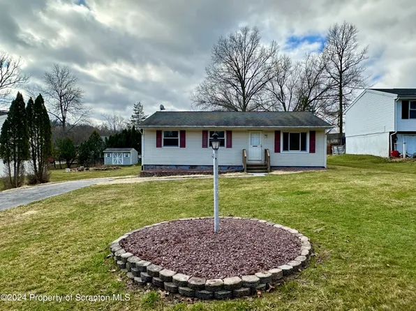 11 Hillcrest Rd, Tunkhannock, PA 18657