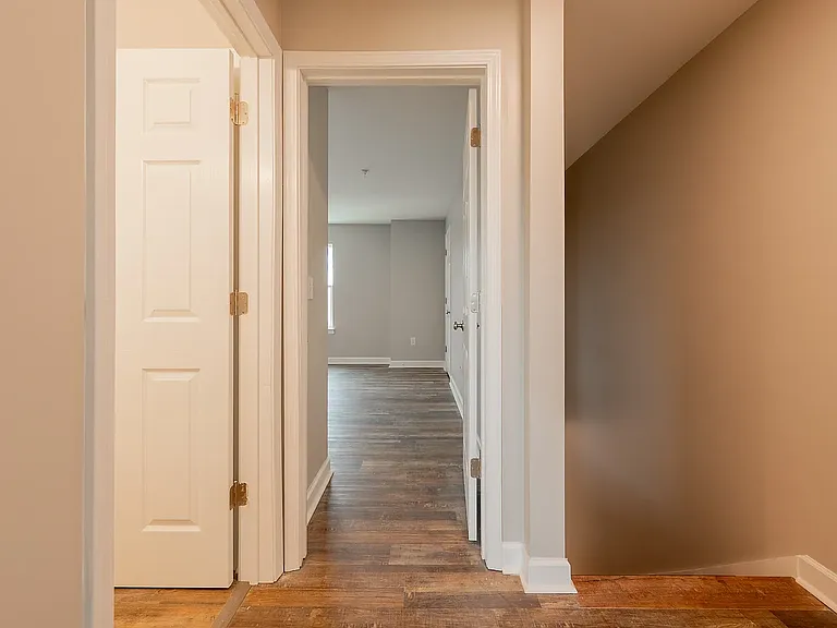 755 Fairview Rd #G — Photo 11