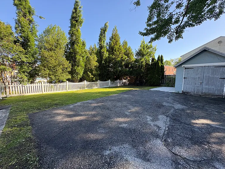 125 Sibley Ave #B — Photo 25