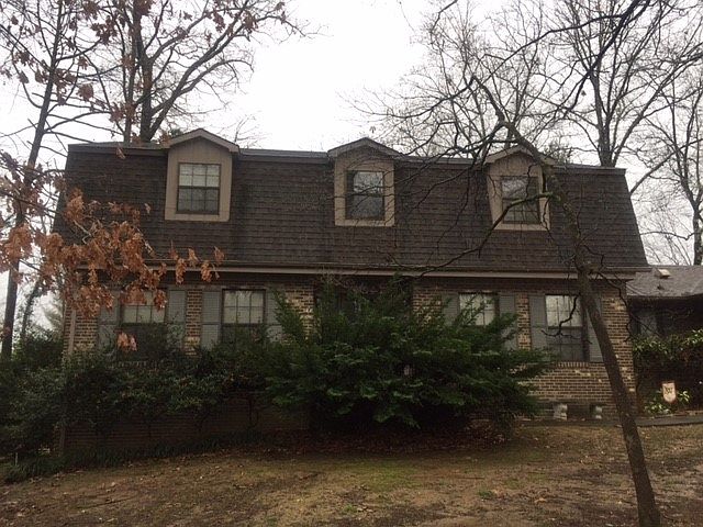 1st image of 303 Corby Ln