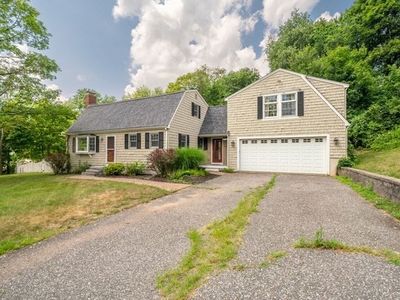 10 Carlida Rd, Groveland, MA, 01834