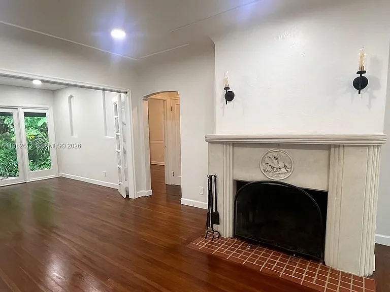 1900 Tigertail Ave #1 — Photo 7
