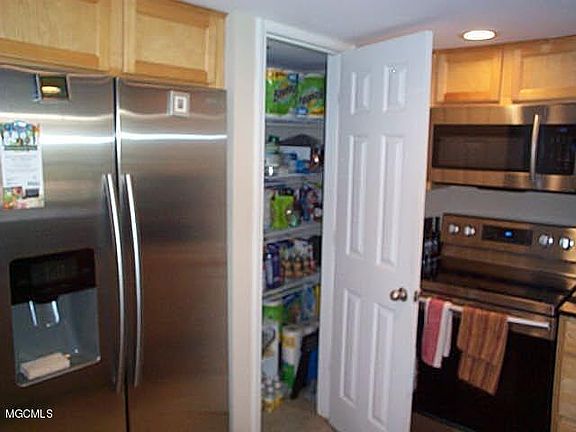 4th image of 2046 Beach Blvd #217