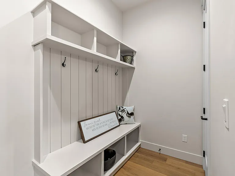 2460 W Iron Coop St #1 — Photo 14