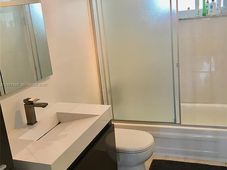 1610 Lenox Ave #416 — Photo 4