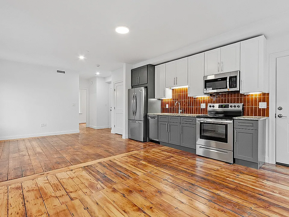 205 Summer St #5