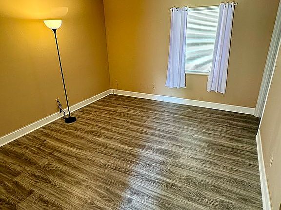 5th image of 208 Charlotte Ave #210