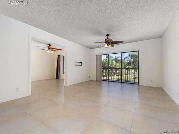 4th image of 1605 SW Silver Pine Way #110-D2