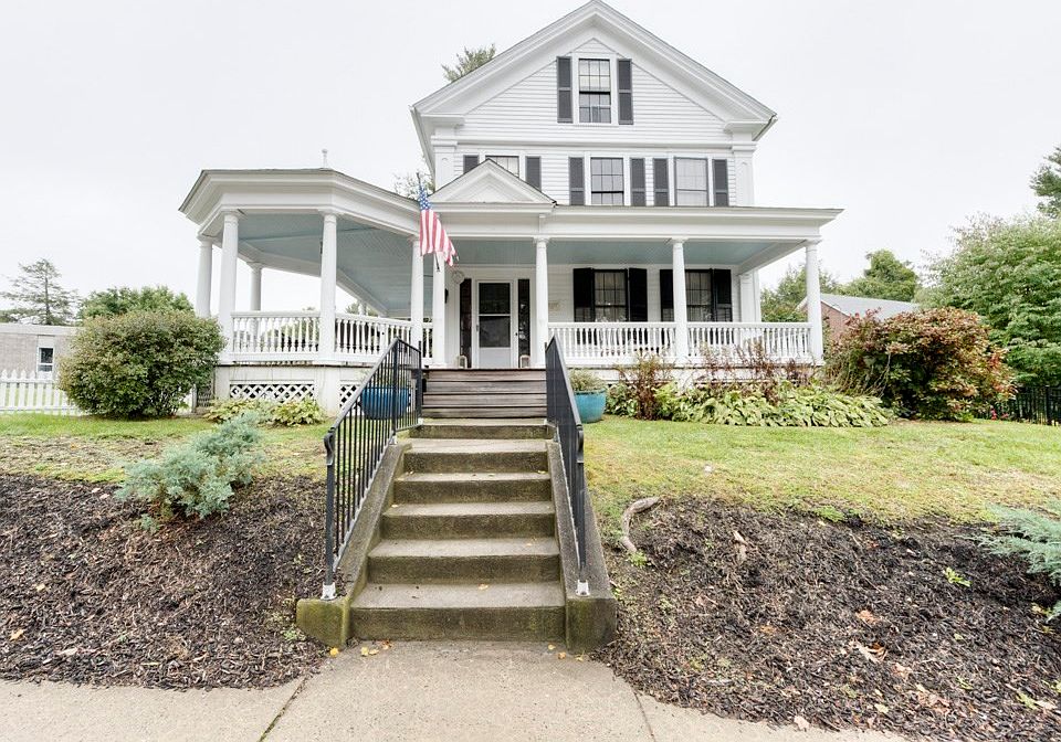 267 Salisbury St, Worcester, MA 01609 Zillow