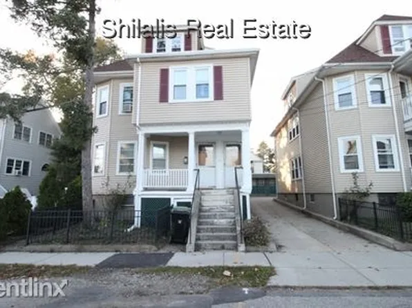 19 Chauncey St, Watertown, MA 02472