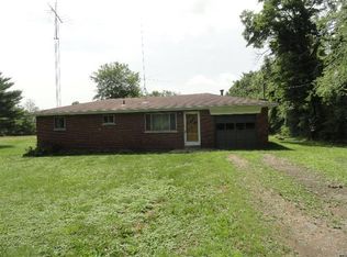 2116 Garner Rd, Blanchester, OH 45107